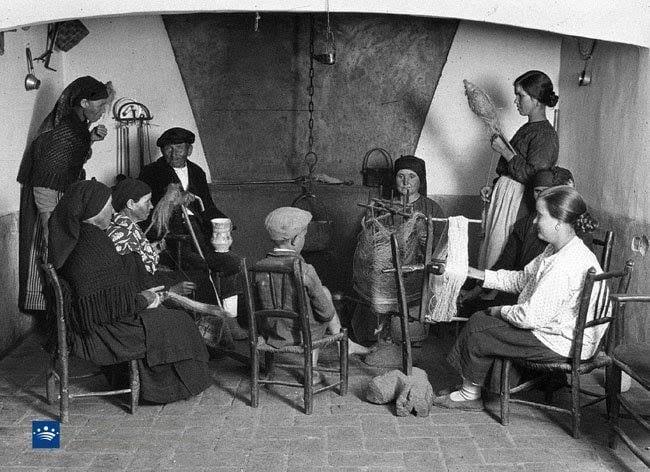 ¿Qué diferencia hay entre la vida  de los pueblos y la de las ciudades?